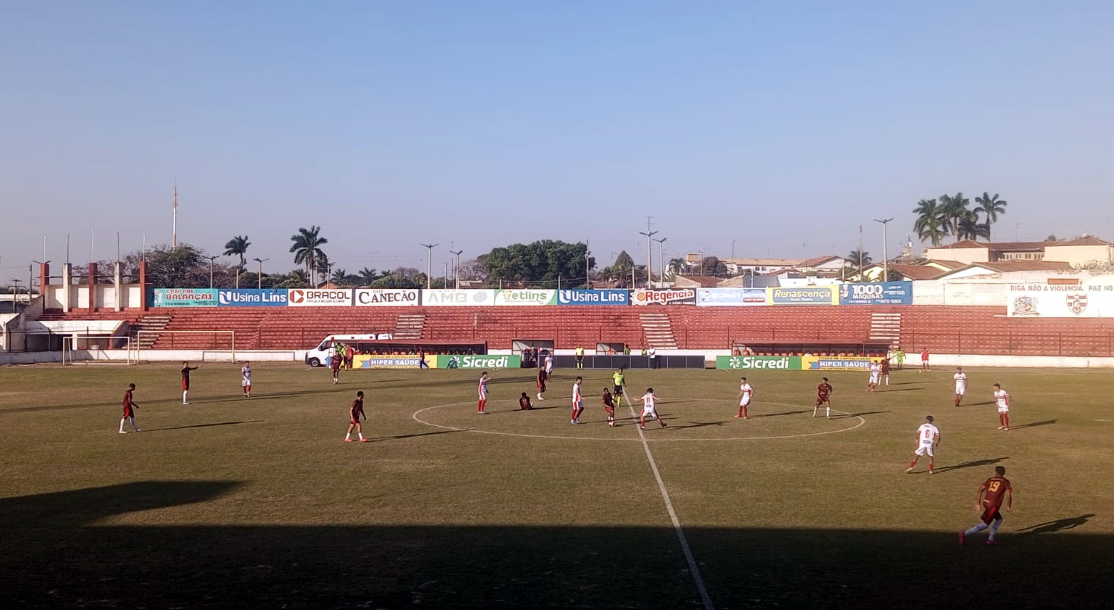 Base: Goleada e Linense termina em primeiro!