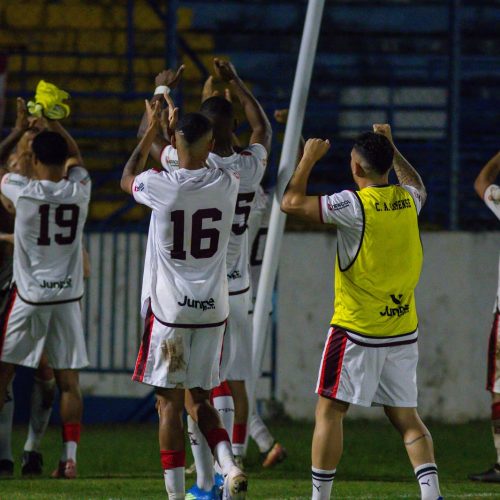 Em Marilia, Linense vence e segue na ponta!